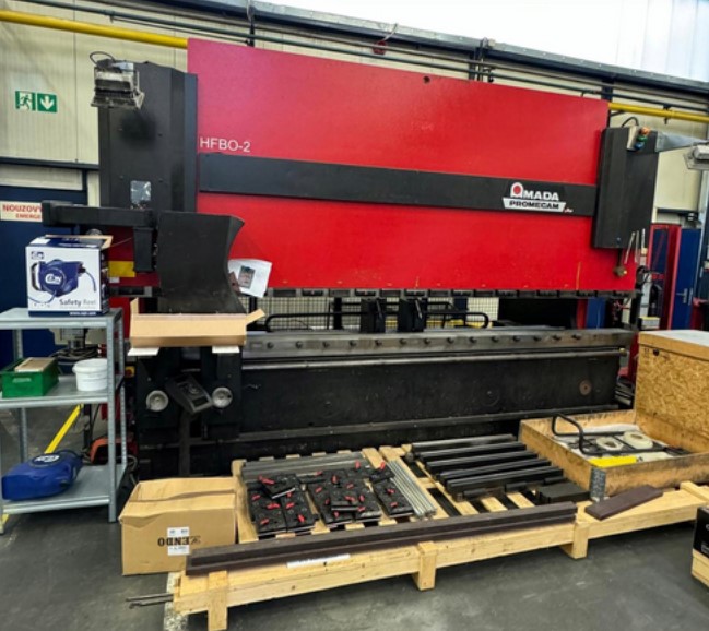 AMADA • HFBO 220/4  4100 x 220 to